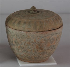 Image description is not available for DU1998.48a-b